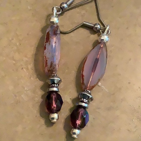 Translucent Lavender Earrings. - Picture 2 of 2